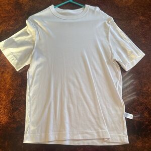 Soho Apparel Men's White Short Sleeve Crewneck Tee